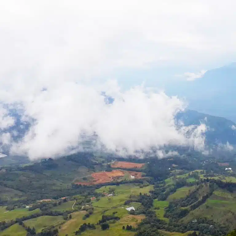 Cerro-Bravo-1