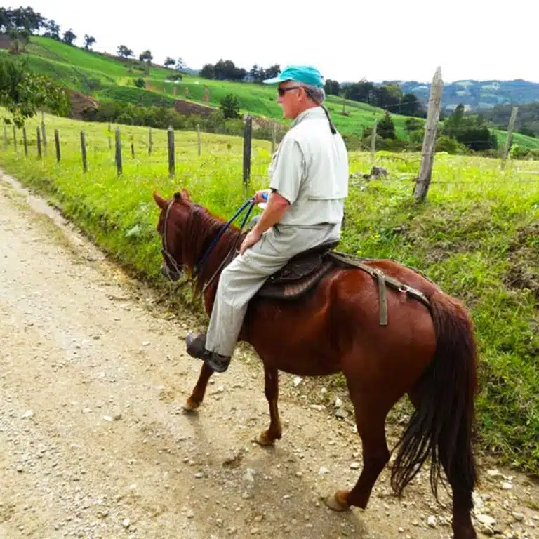 Medellín-Horseback-Riding-Tour-27